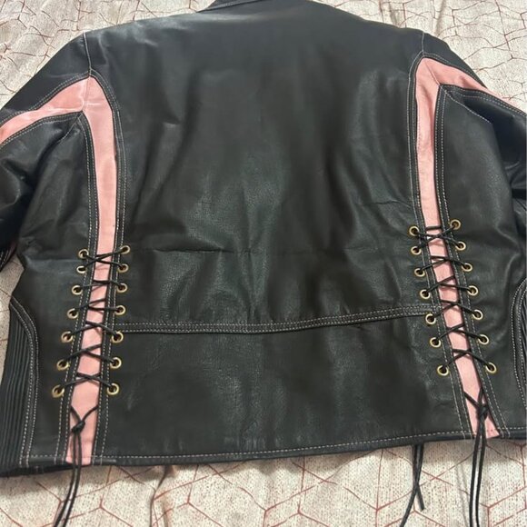 Women’s leather motorcycle jacket - size medium - Picture 2 of 5